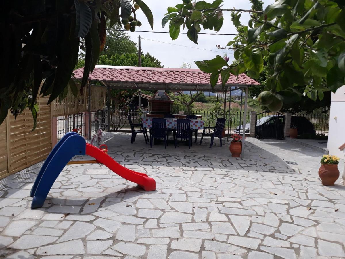 Kaiafas Luxury Philoxenia Apartment Néa Péramos Bagian luar foto
